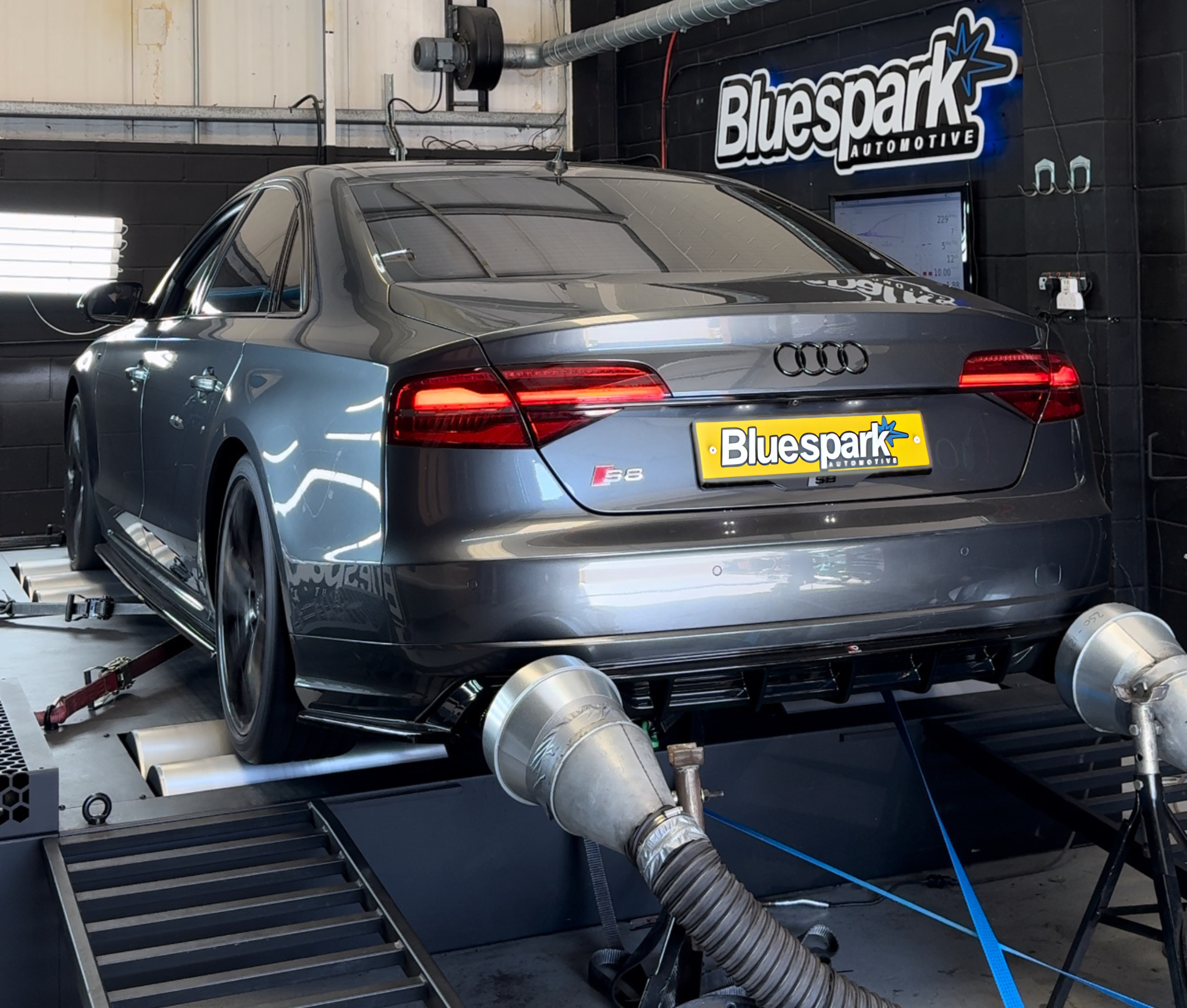 Audi S8 dyno testing and Bluespark tuning development